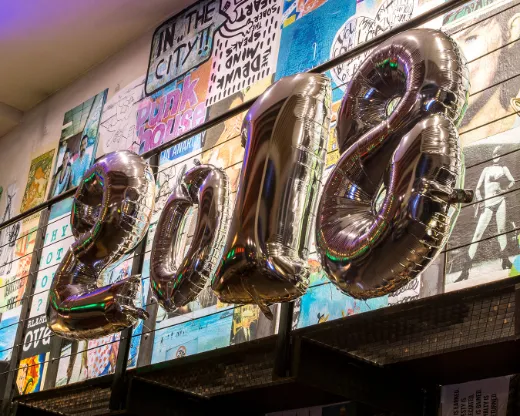 Leuchtschrift „2016“